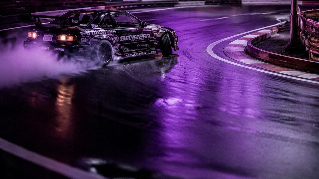 Zone RXP Neon - drift en ambiance urbaine nocturne